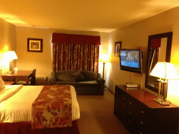 Petawawa River Inn & Suites 4